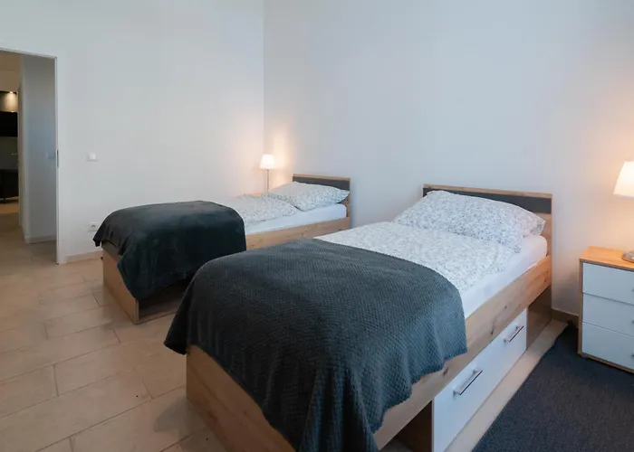 New Favoriten - Serviced Apartmán *